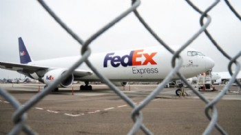 FedEx pledges $2 billion toward carbon-neutral operations by 2040, aims for all-electric fleet