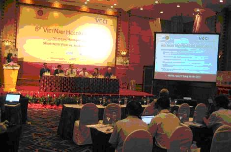 Quản trị chiến lược: Tầm nhìn ngắn hạn hay Phát triển bền vững