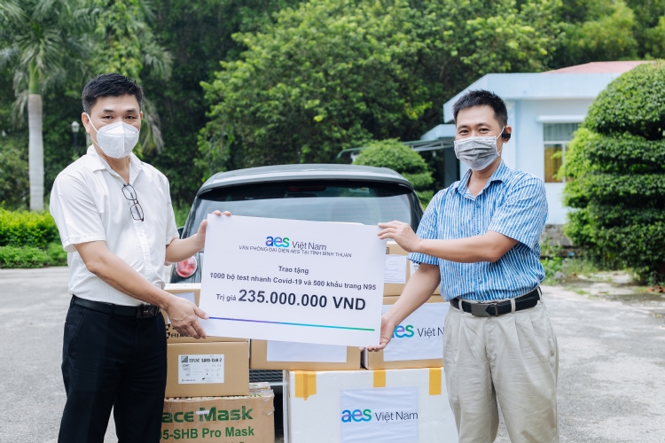 AES Vietnam donates 1,000 COVID-19 rapid test kits in Binh Thuan Province