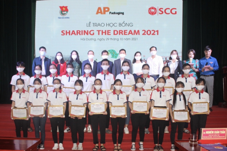SCG SHARING THE DREAM SCHOLARSHIP 2021 EMPOWERS THE NATIONWIDE YOUTH TO CONTINUE EDUCATION PATHWAY DESPITE DIFFICULTIES CAUSED BY COVID-19