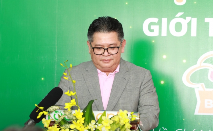 C.P. VIETNAM ACCOMPANIES WITH FOODBANK WAREHOUSE AND THE 