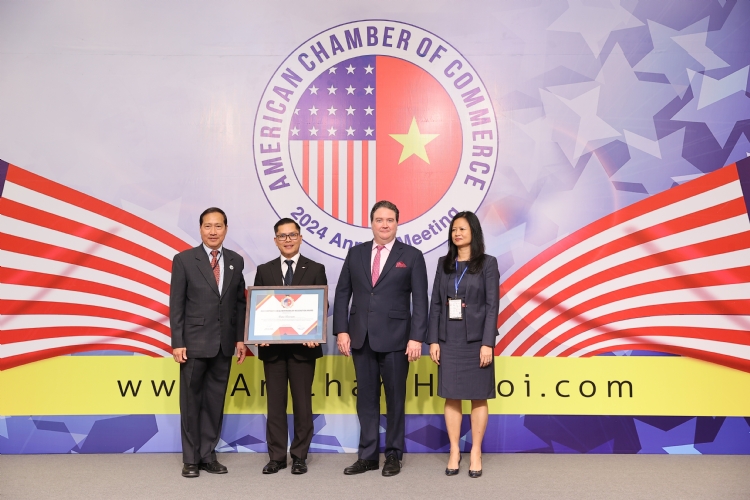 Dow Vietnam Received CSR Award and ESG Impact Recognition 2024