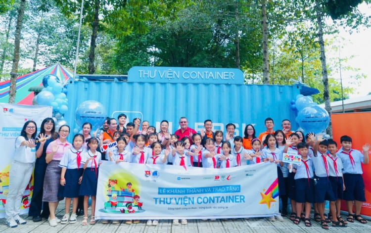 C.P. Vietnam Corporation joins “Container Library” project for third consecutive year