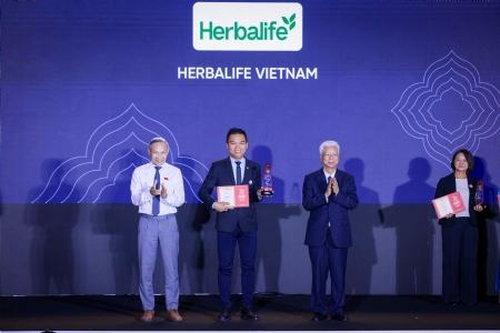 Herbalife is honored as one of the Top 10 Pioneering FIEs for People’s Life in Vietnam at the 2026 Golden Dragon Awards