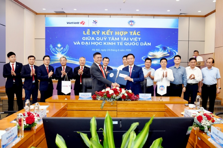 Vietlott & Tam Tai Viet Fund with National Economics University held a signing ceremony to expand learning opportunities for students